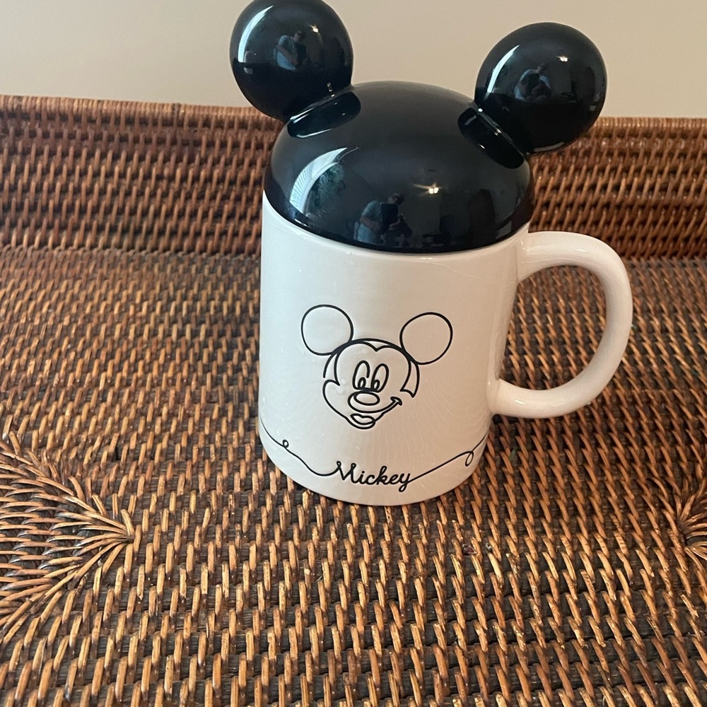 Disney Mickey Mouse Mug with Black Mickey Ear Lid